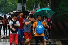 PAGASA: Easterlies, amihan to bring rains over parts of Philippines